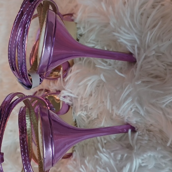 Guess WASBIE Metallic Pink Strappy Sexy High Heels NEW SZ 8.5M - Picture 6 of 13